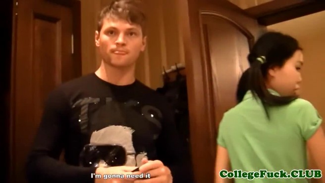 Напоролась на члены друзей после игры вслепую