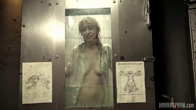 Отловила монстра Ктулху для писечных забав