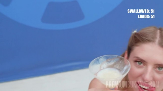 Много спермы, как самый вкусный десерт